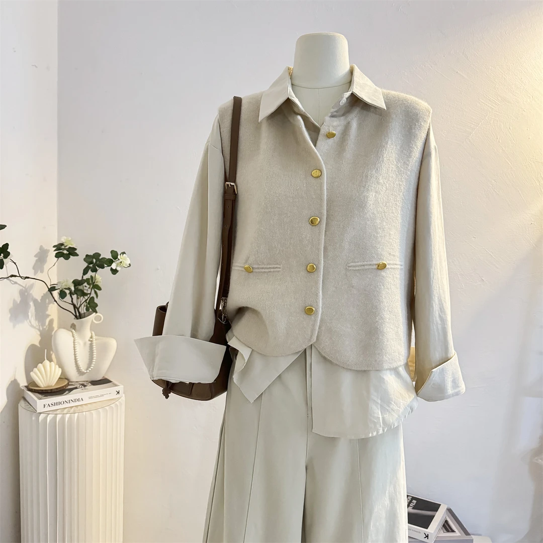 圆领针织马甲背心衬衫两件套女2025秋冬韩系宽松短款无袖坎肩上衣