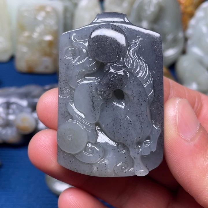 颈饰未镶嵌和田玉良*厚