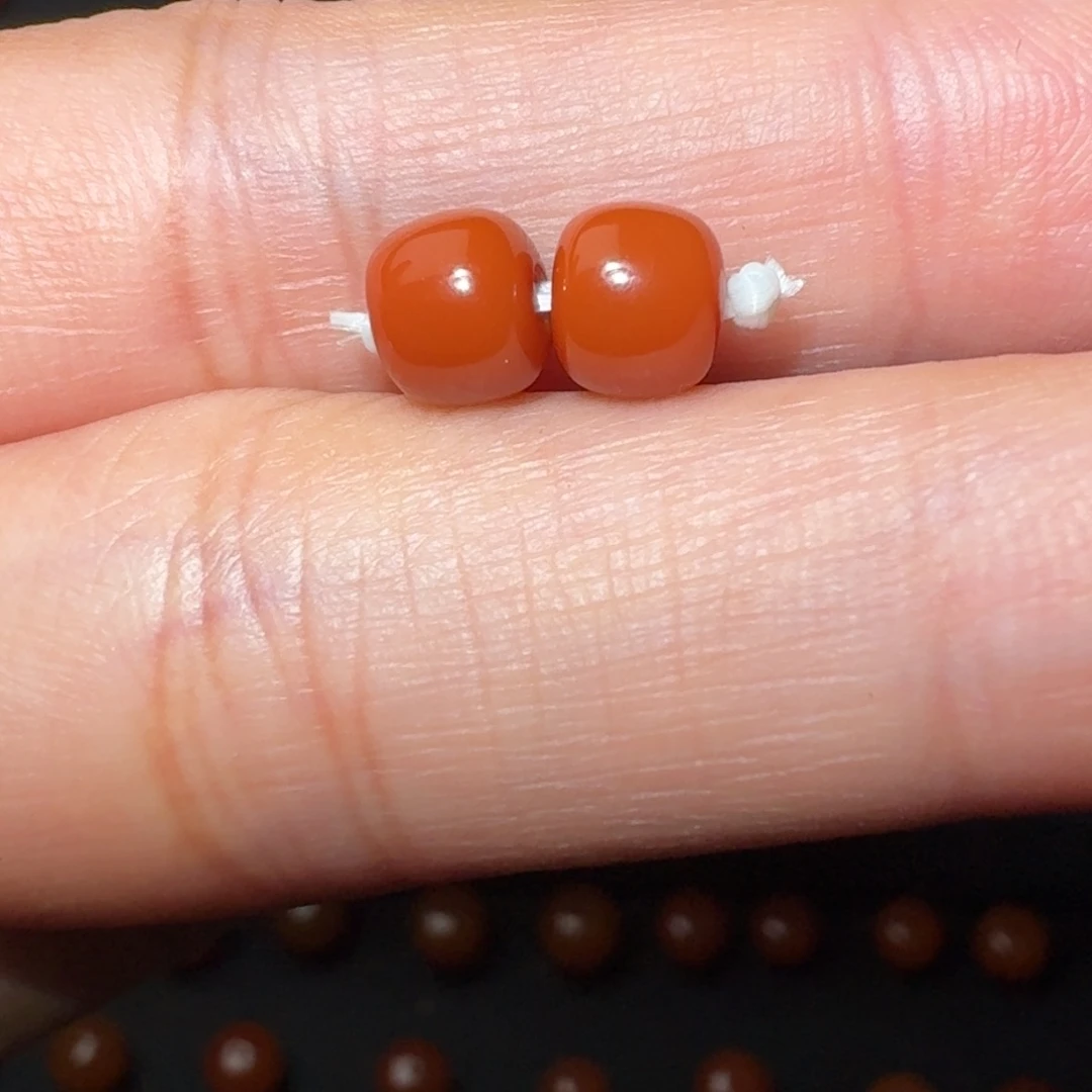 南红玛瑙未镶嵌满肉柿子红对珠微纹6.5×5.5