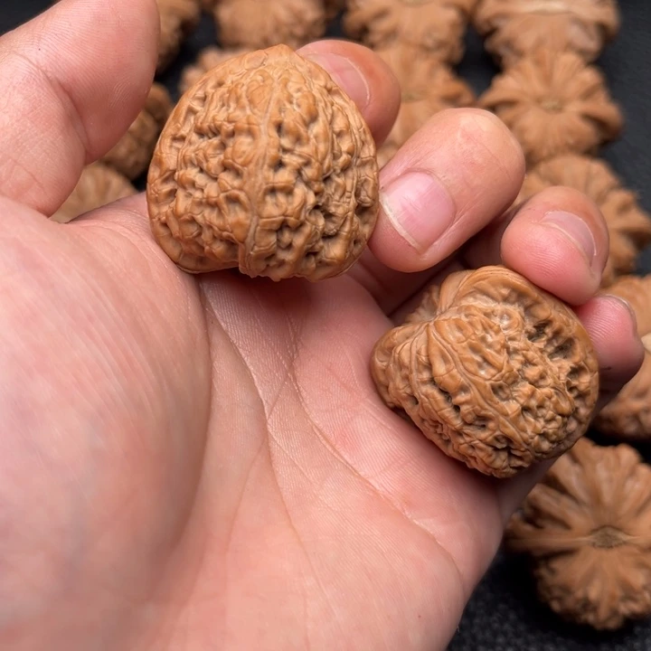 文玩核桃吊坠B***?35红玛瑙