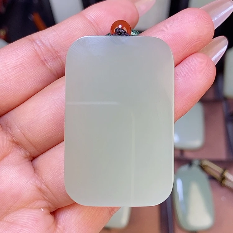 【闪购商品】颈饰未镶嵌和田玉