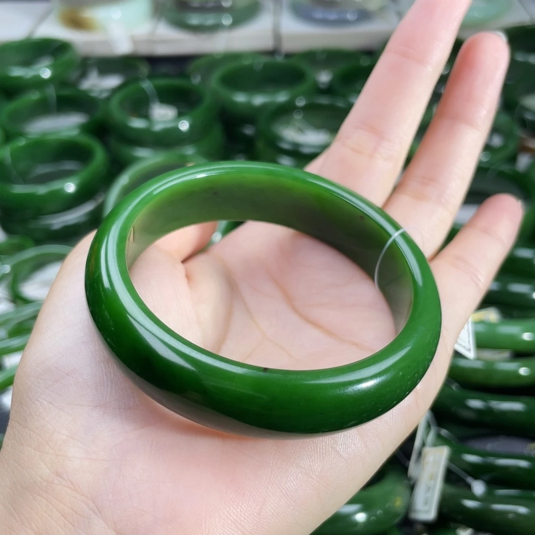 和田玉（碧玉）手镯未镶嵌