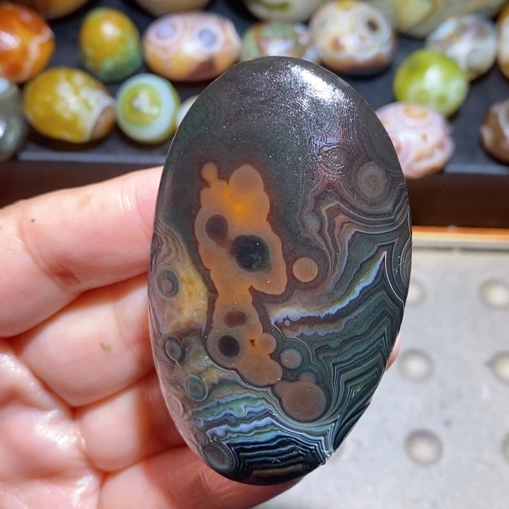 未镶嵌玛瑙/玉髓珠宝半成品4