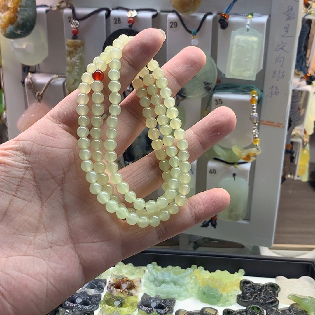 【闪购商品】蛇纹石玉颈饰未镶嵌