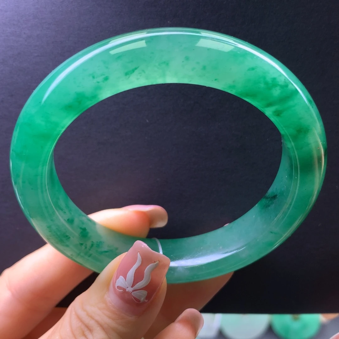 石英质玉未镶嵌手镯55 56