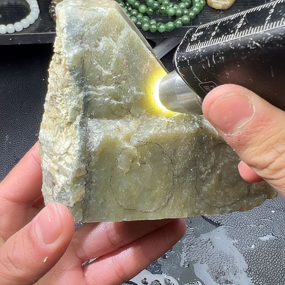 和田玉（糖玉）未镶嵌车挂