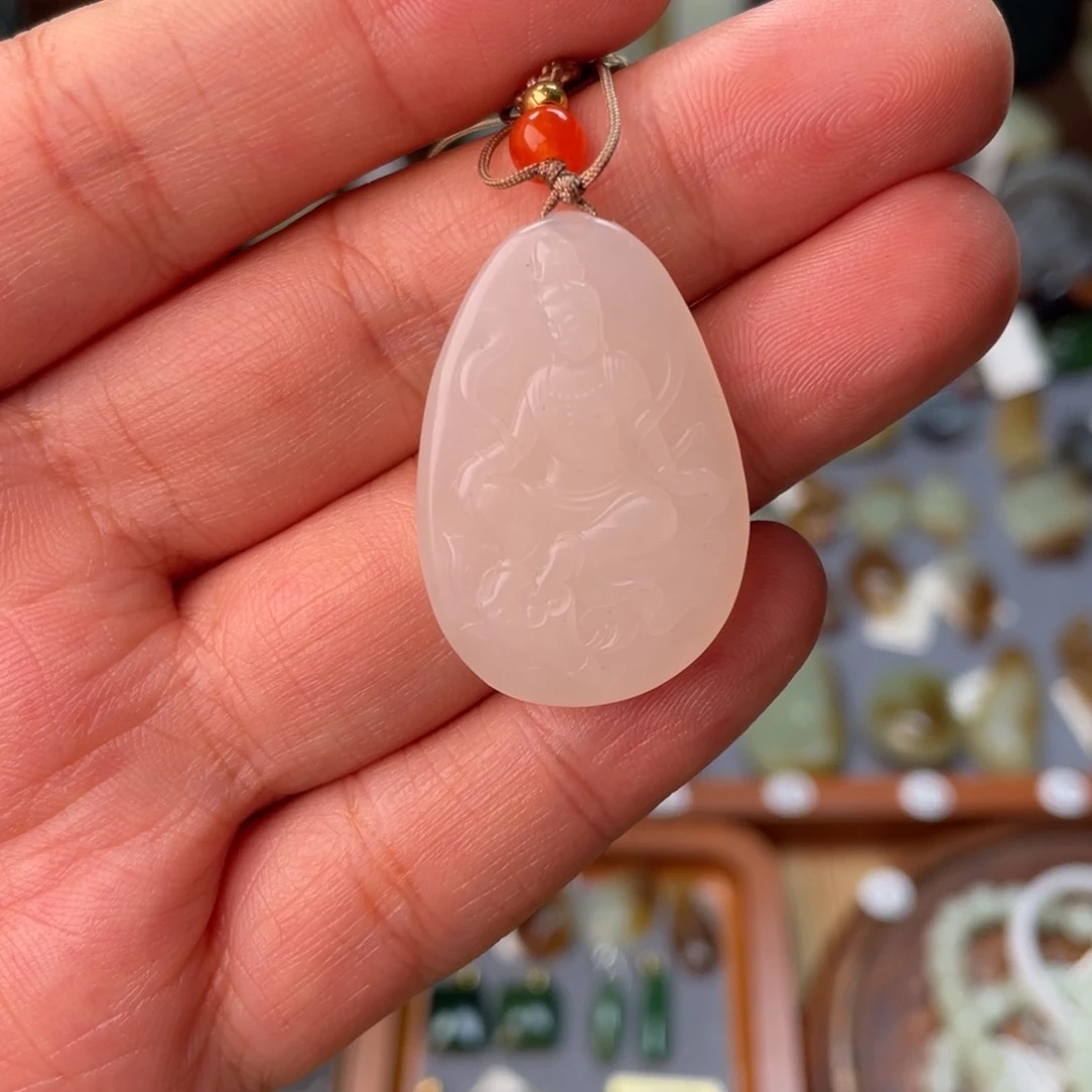 颈饰未镶嵌和田玉