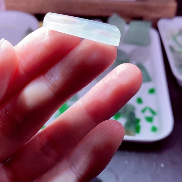 定制翡翠未镶嵌材料