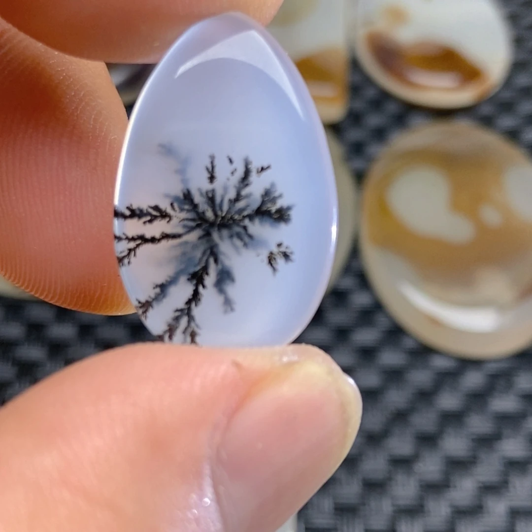 【闪购商品】未镶嵌颈饰玛瑙/玉髓珍****用