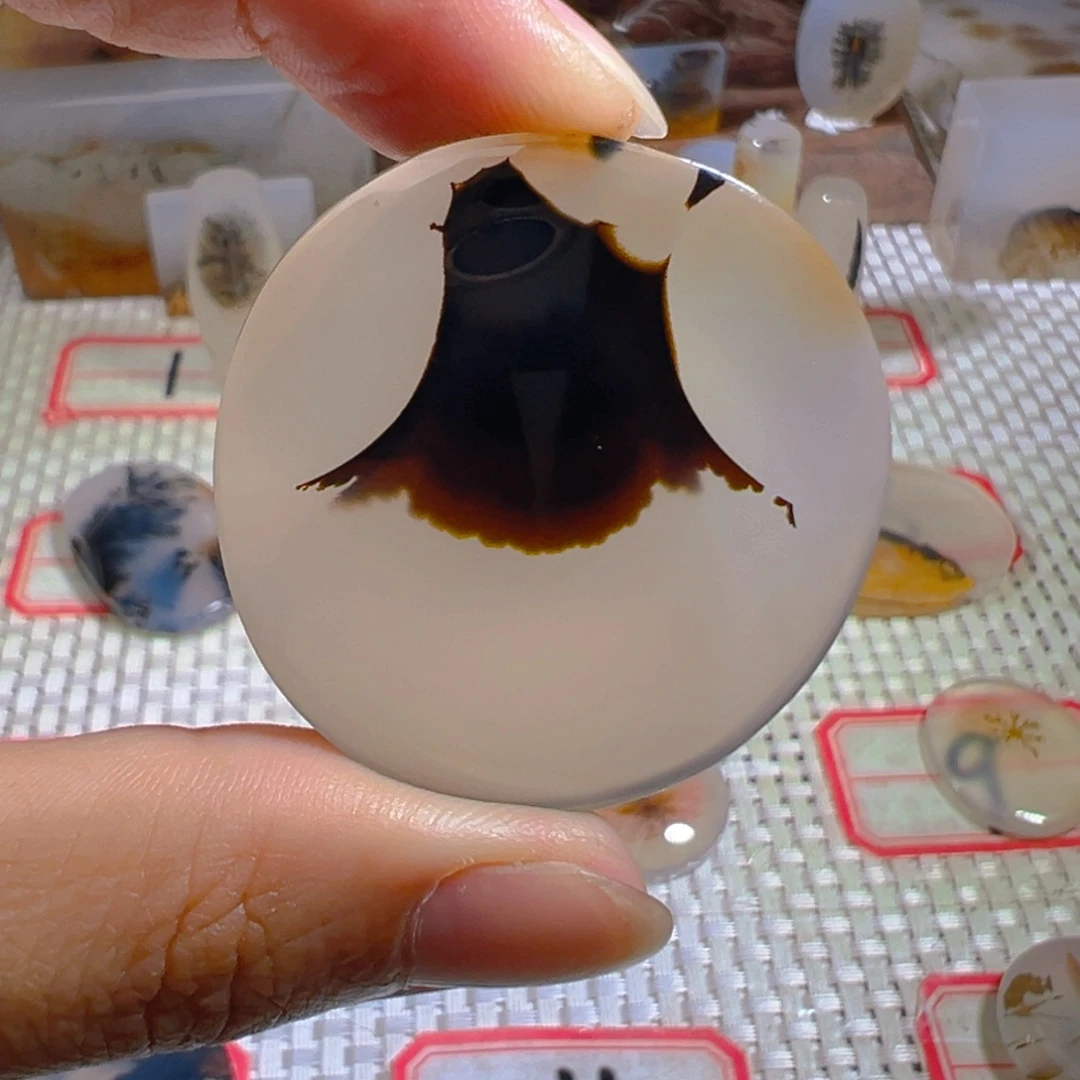 玛瑙/玉髓颈饰未镶嵌