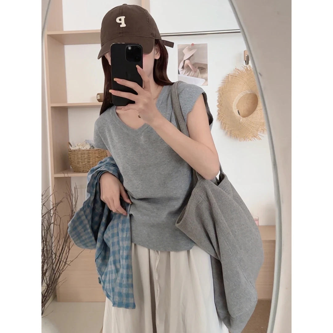 【现货】软糯薄款t恤女夏季短袖U领冰丝针织老钱风上衣慵懒松弛感