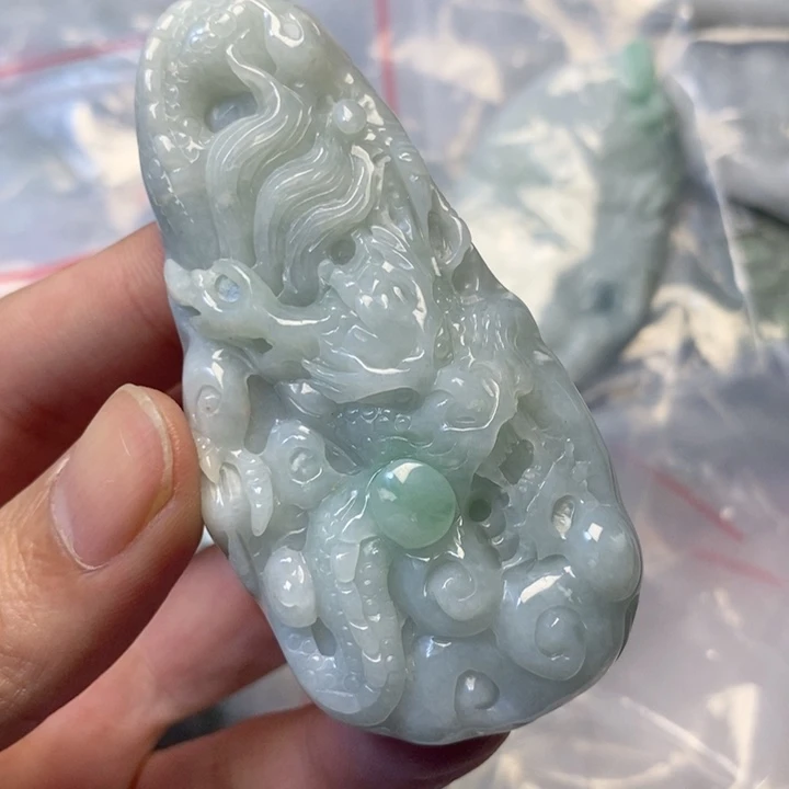 翡翠未镶嵌颈饰天然翡翠A货