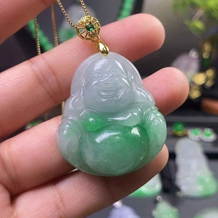 翡翠未镶嵌吊坠(赠链)