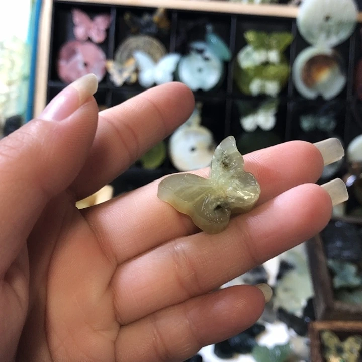 岫玉未镶嵌岫玉挂件