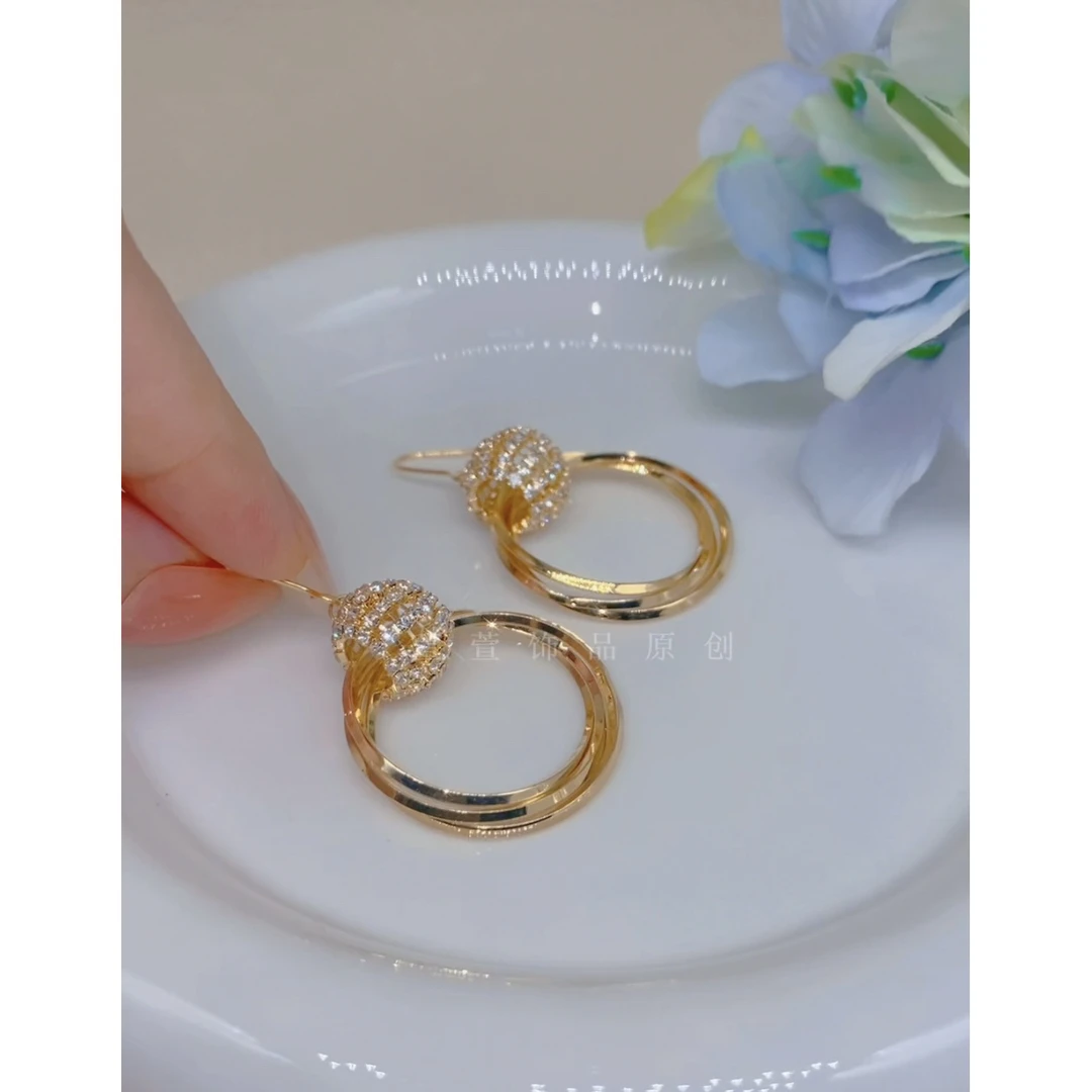 铜合金无非金属耳饰 【圈住幸运】轻奢时尚气质百搭设计感耳环0347