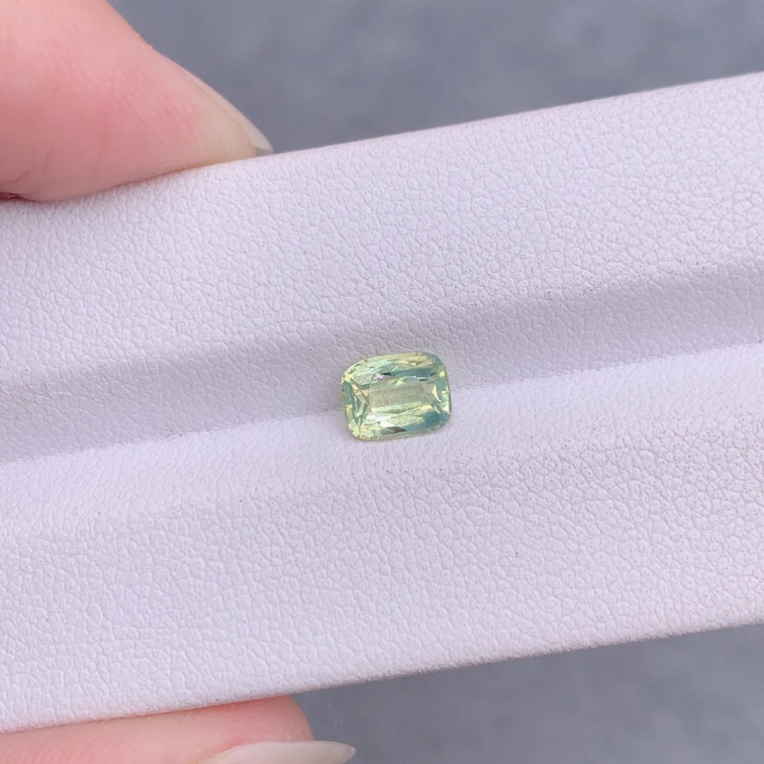 金绿宝石裸石1.1克拉