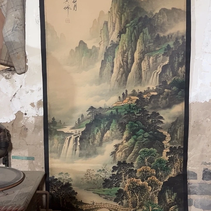 摆件都是些老的摆件了