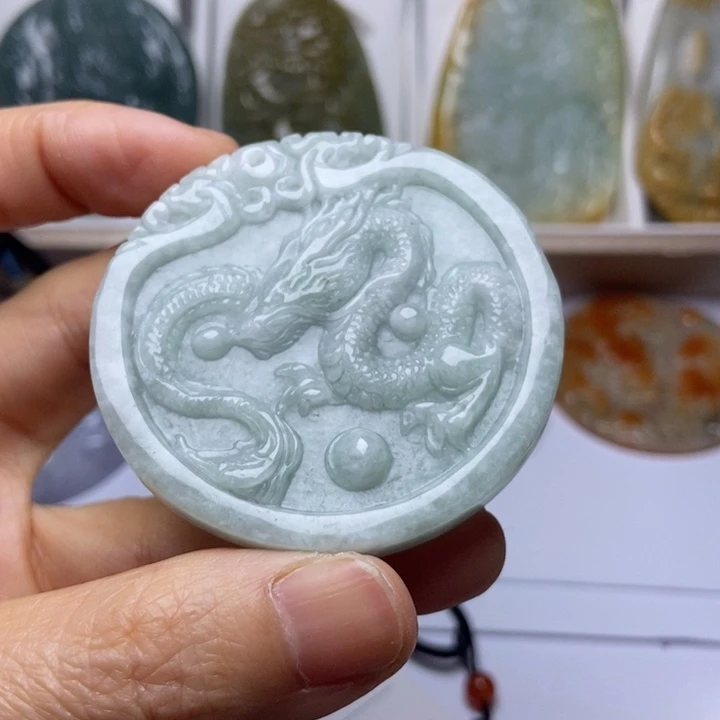 翡翠未镶嵌挂件翡翠