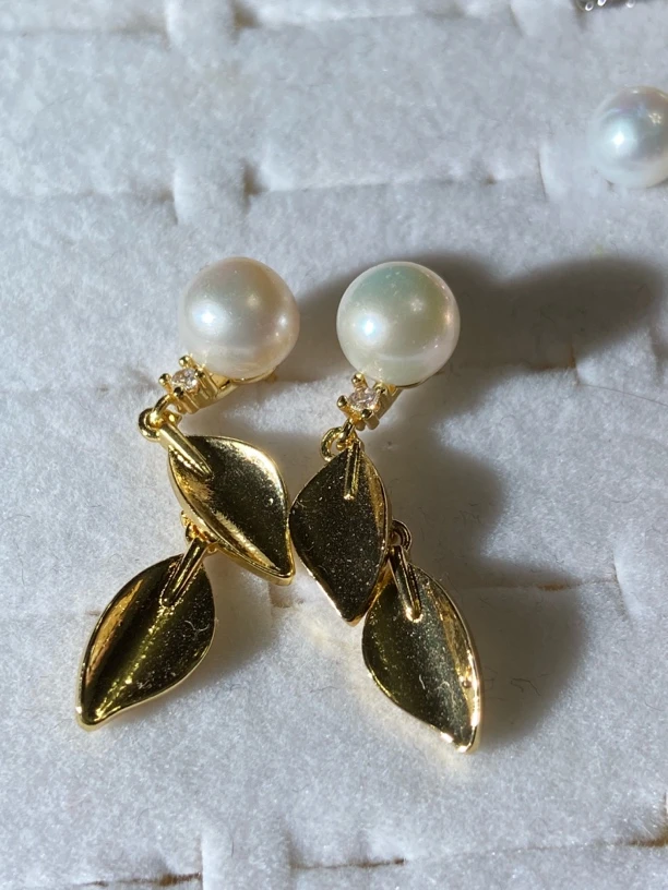 925银镶嵌淡水珍珠时尚款耳坠耳钉款