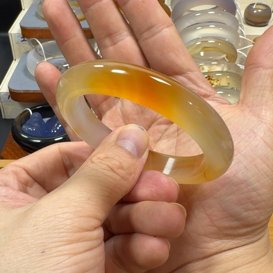 玛瑙/玉髓手镯未镶嵌59.5