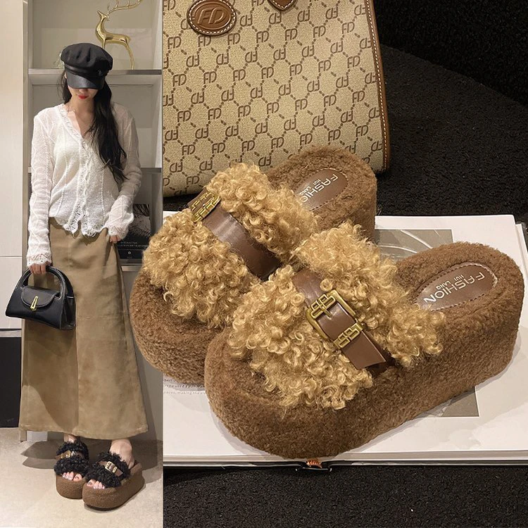 2025年秋冬季新款厚底松糕底皮带扣法式圆头防滑一字拖保暖毛毛鞋