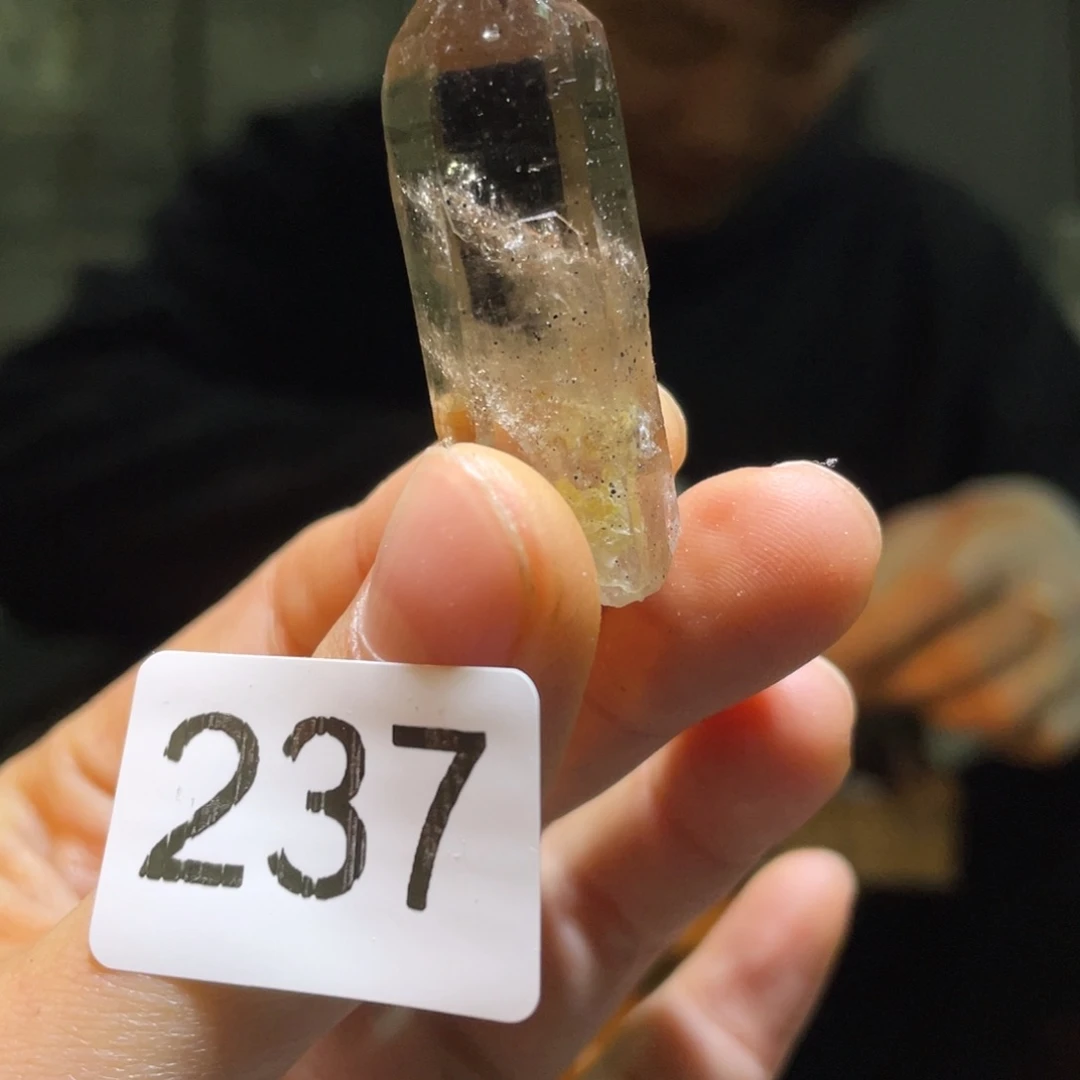 水晶未镶嵌珠宝半成品