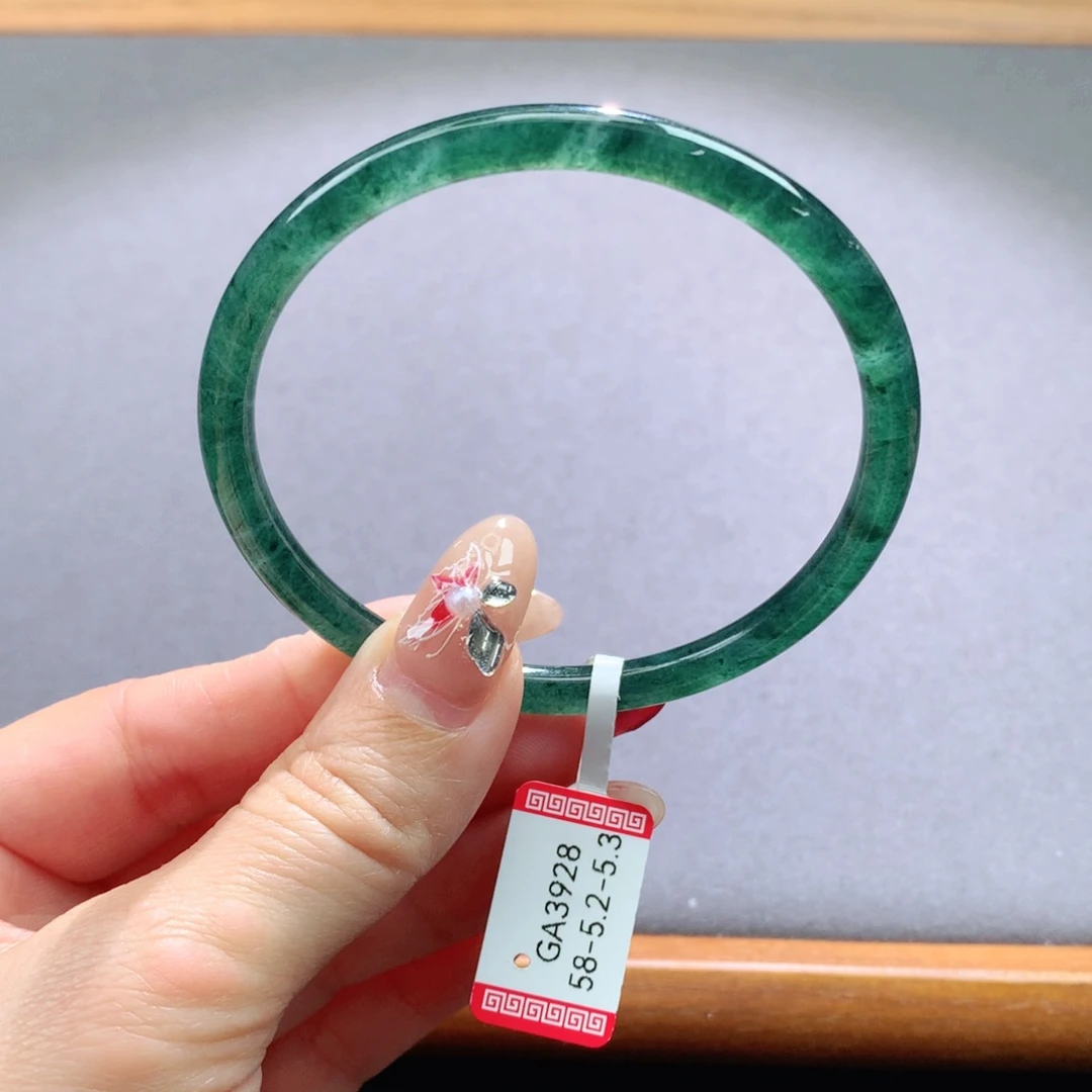 翡翠手镯未镶嵌天然翡翠手镯叮当镯