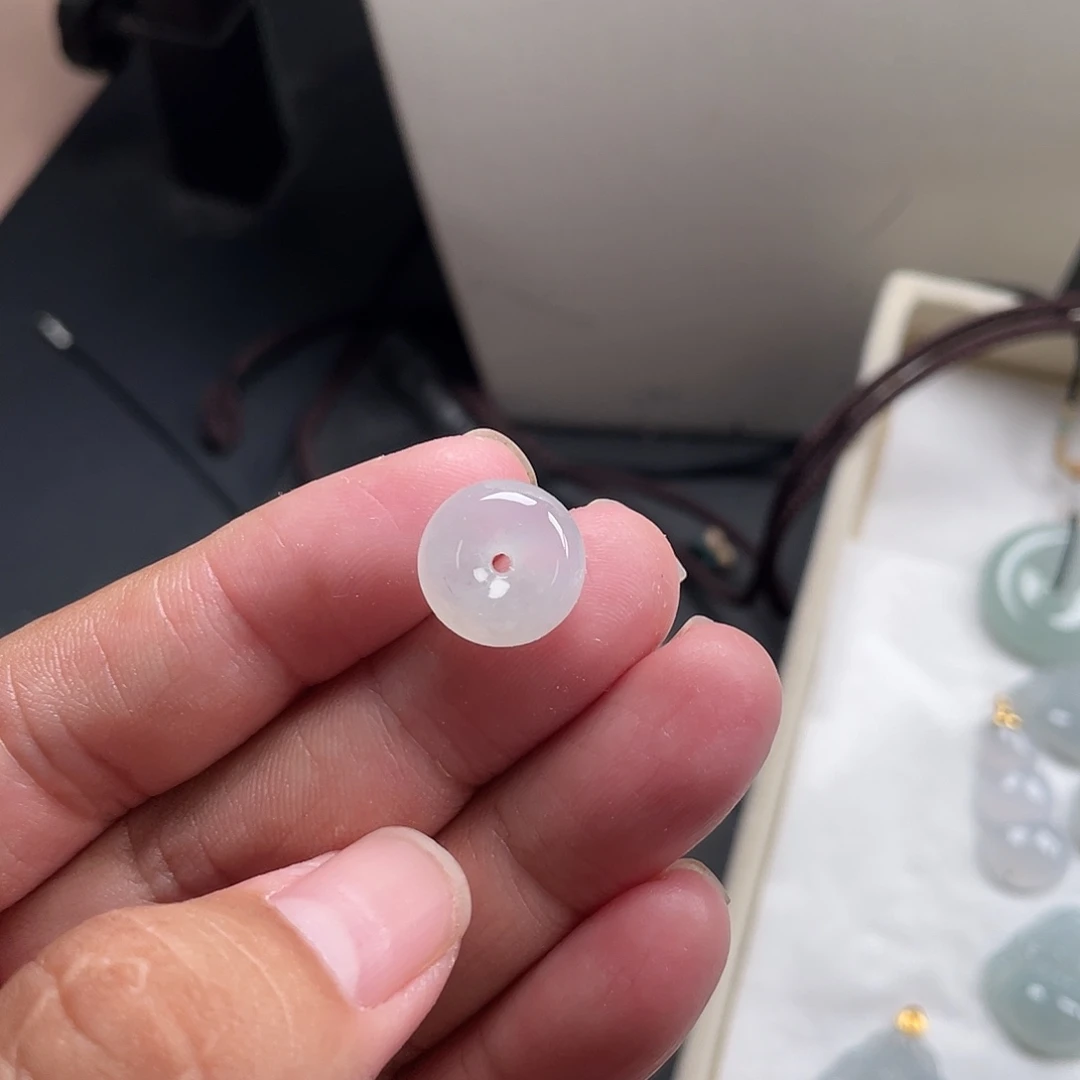 翡翠未镶嵌颈饰59988888