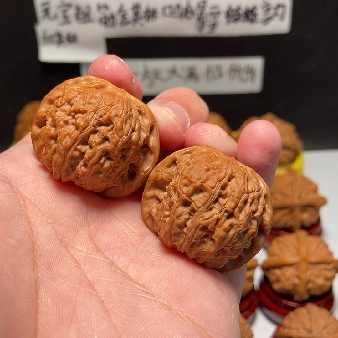 吊坠文玩核桃血麒麟37尺37