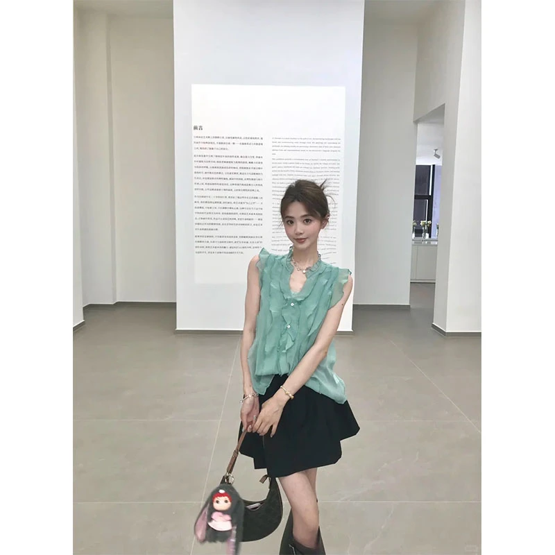 简约设计感荷叶边V领短袖衬衫女2025夏季新款百搭气质显瘦半身裙