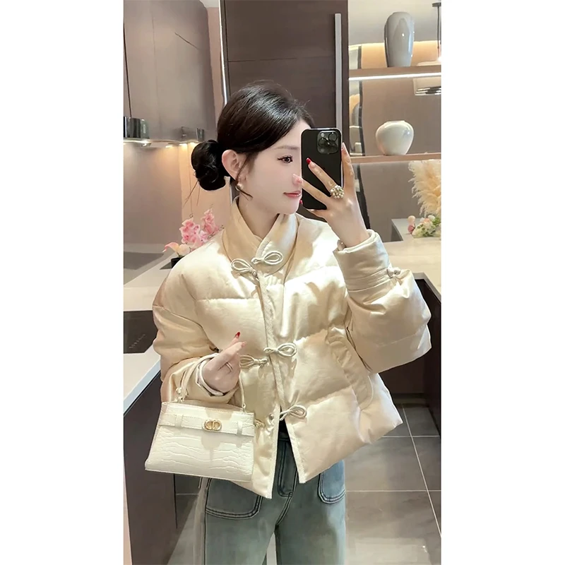 今年流行超好看新中式冬季新款国风时尚抓花盘扣设计保暖棉服外套