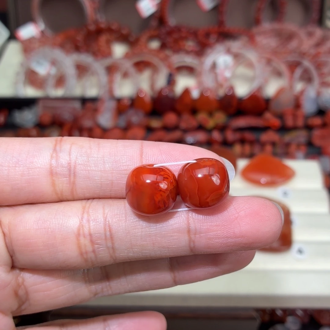 飞***~南红玛瑙未镶嵌颈饰老型一对13