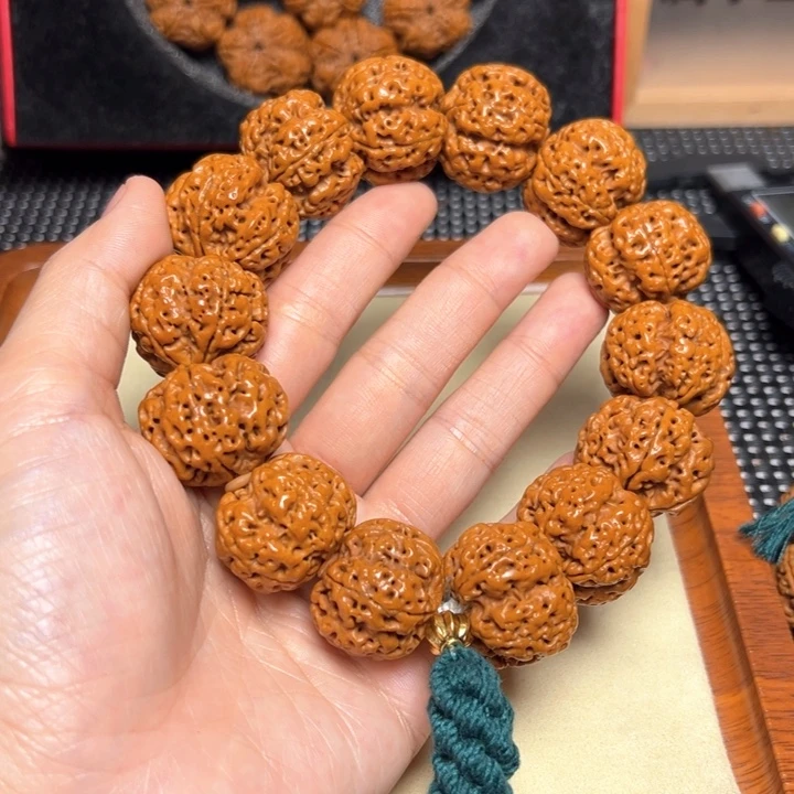 金刚菩提手串飞碟梅花