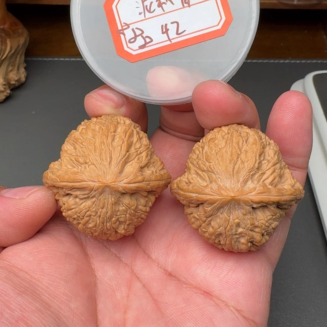 桃核把件泥鳅背！！