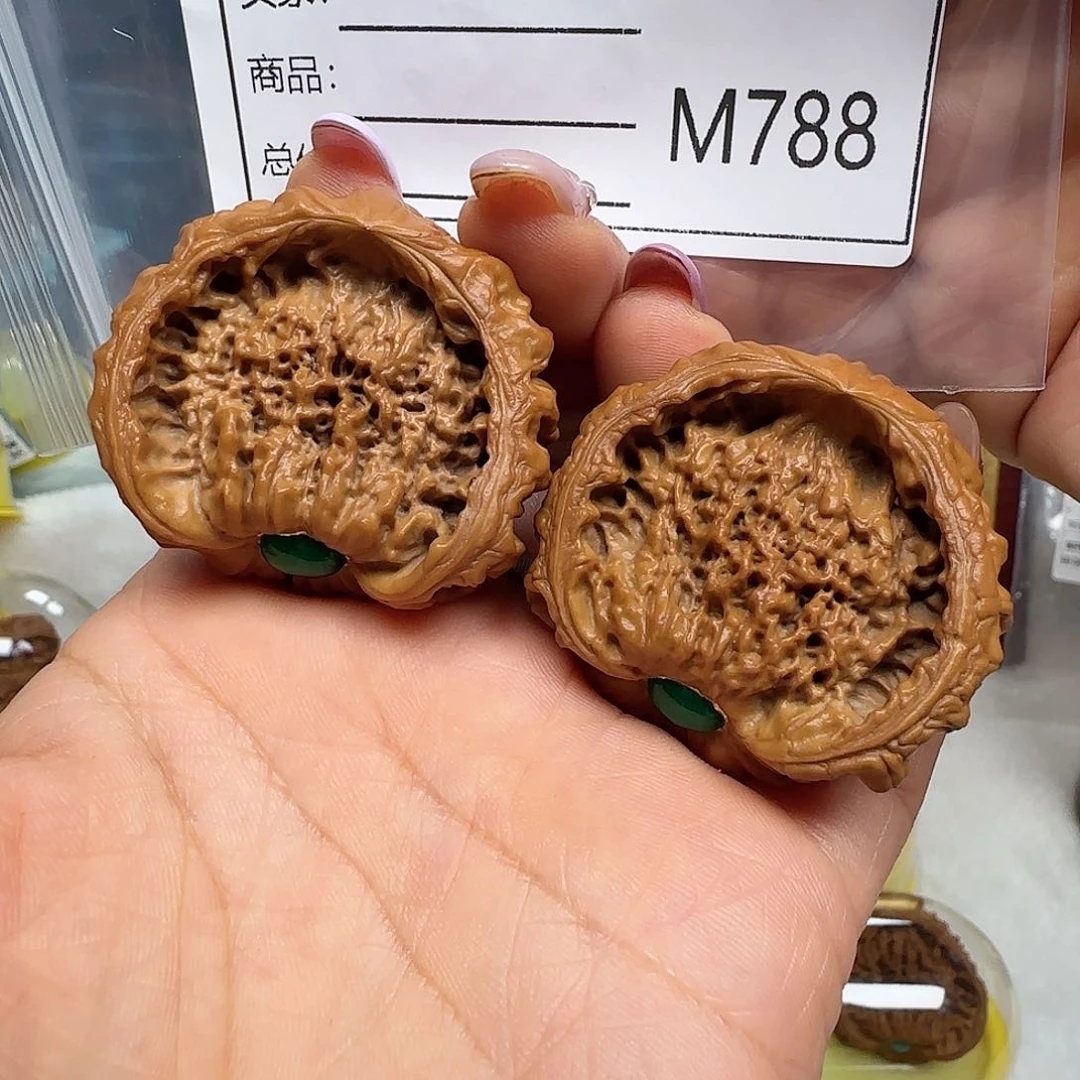 猴头核桃吊坠咋****7蛇王