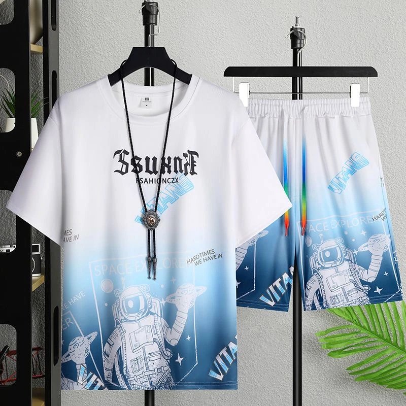 男士夏季冰丝休闲运动套装青少年潮牌渐变色t恤短裤学生帅气2件套