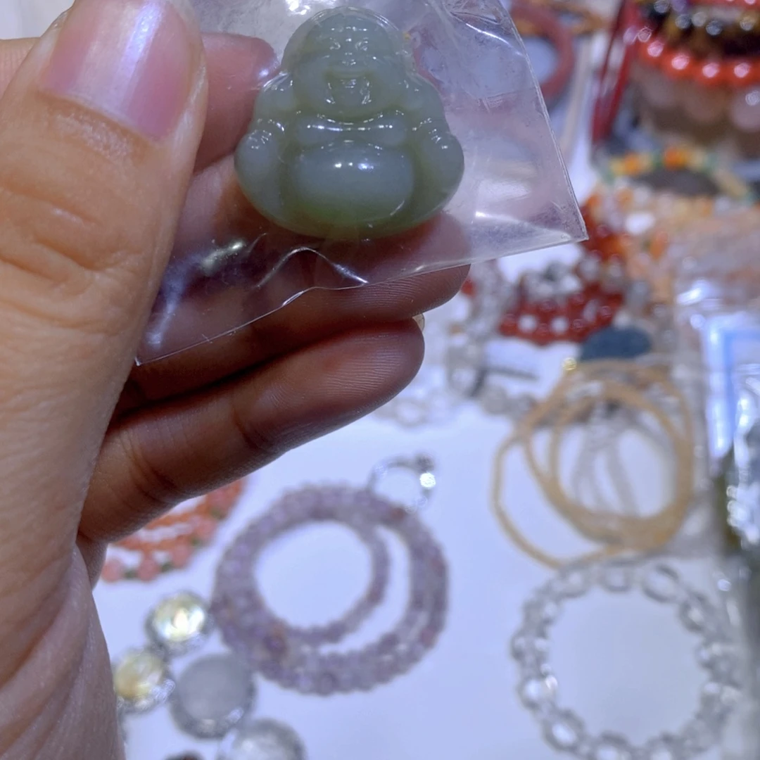 和田玉未镶嵌吊坠(不含链)佛公