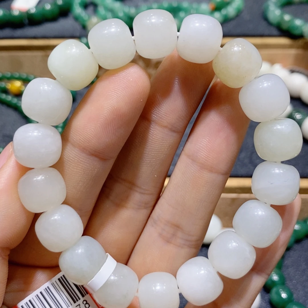 独山玉未镶嵌手串