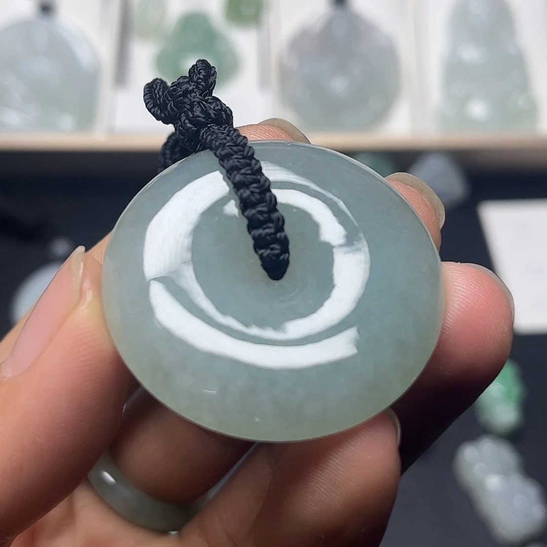 翡翠未镶嵌颈饰缅甸天然翡翠