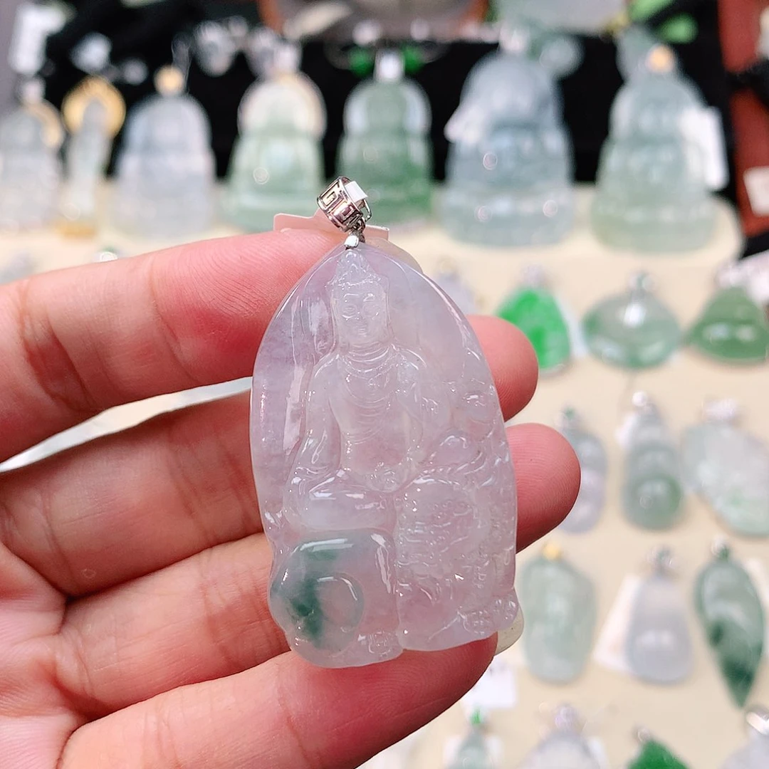 翡翠18K金镶嵌颈饰文殊观音