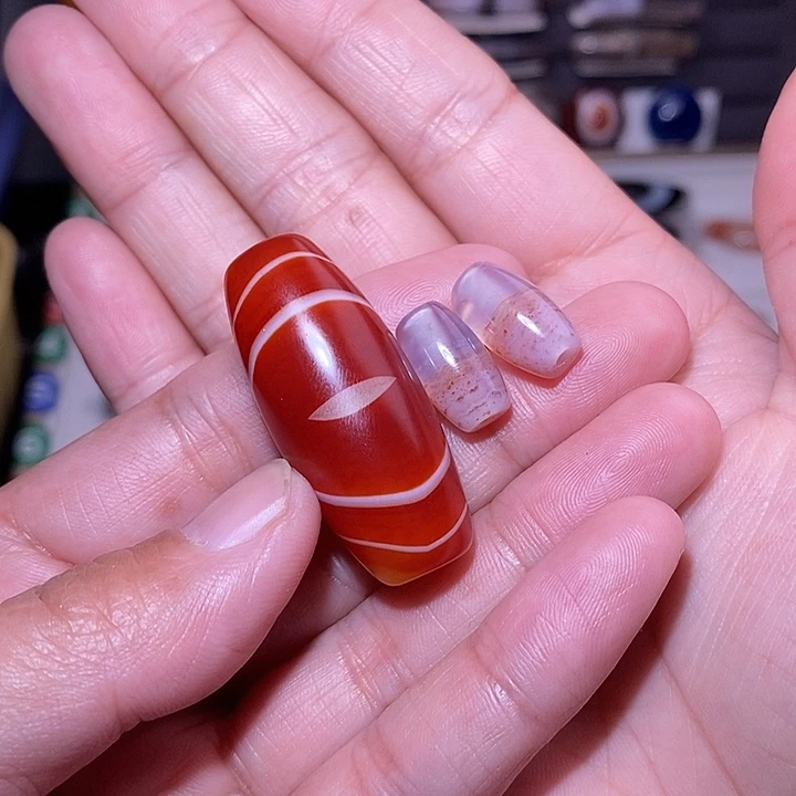 玛瑙/玉髓挂件未镶嵌菩**光