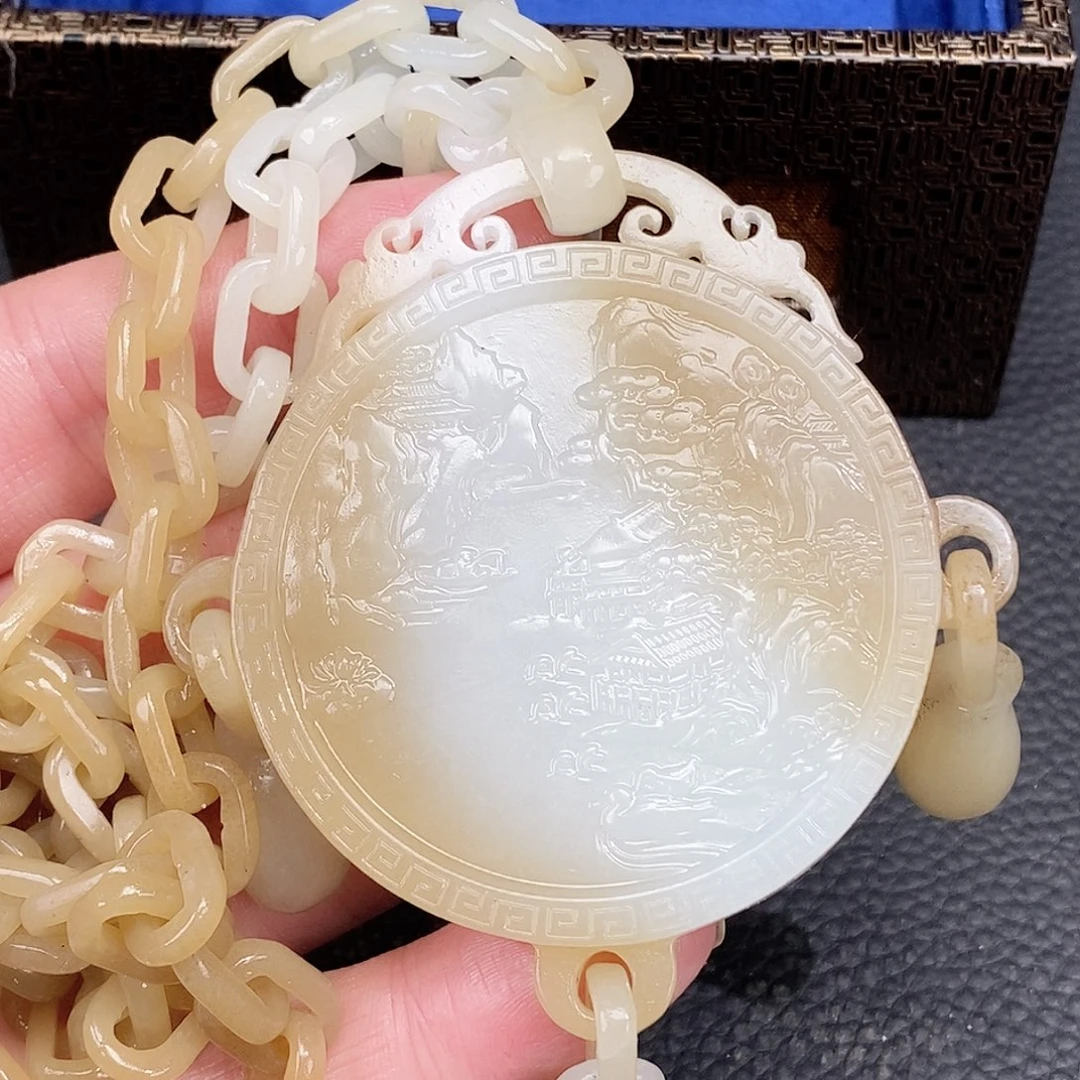 和田玉未镶嵌颈饰