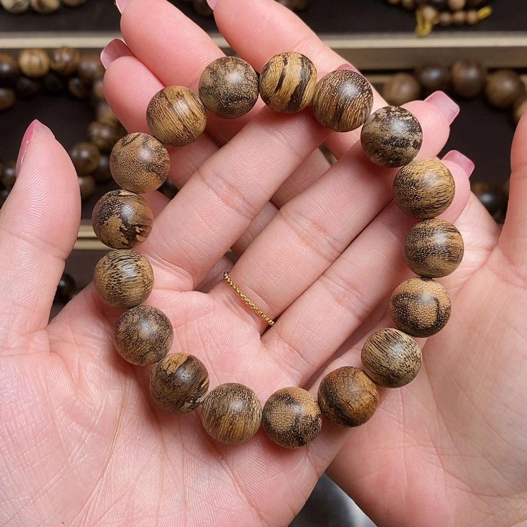 沉香手串达拉干沉香花珠