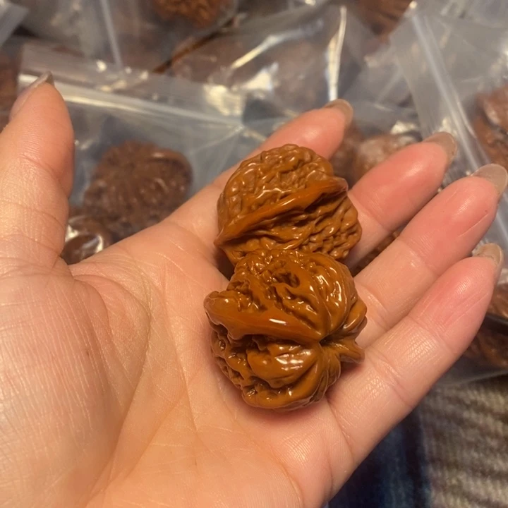 Q***⤶吊坠文玩核桃