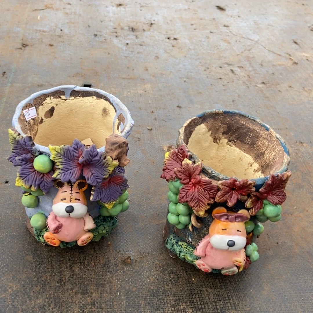 橙***ᐝ花盆两个。    0100。 3044