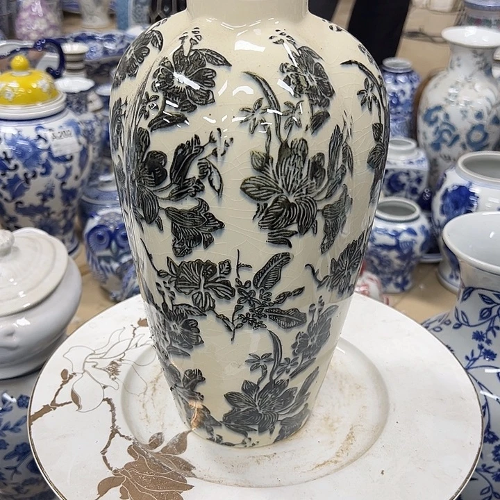 瓷片微瑕。微瑕徽瑕。。。。。。。。