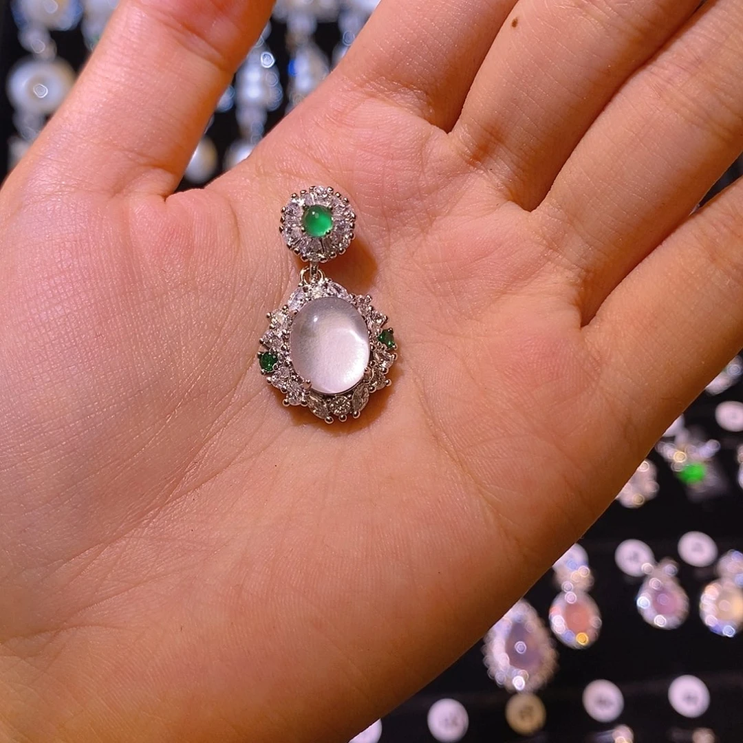 合金颈饰玛瑙/玉髓