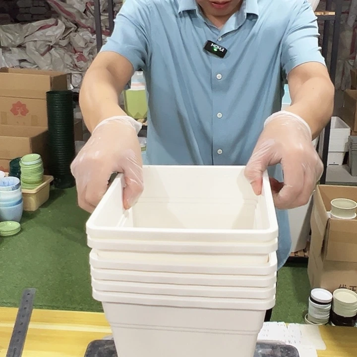 正品方形200口20高22白色无托6只