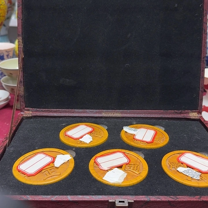 摆件创意工艺品等