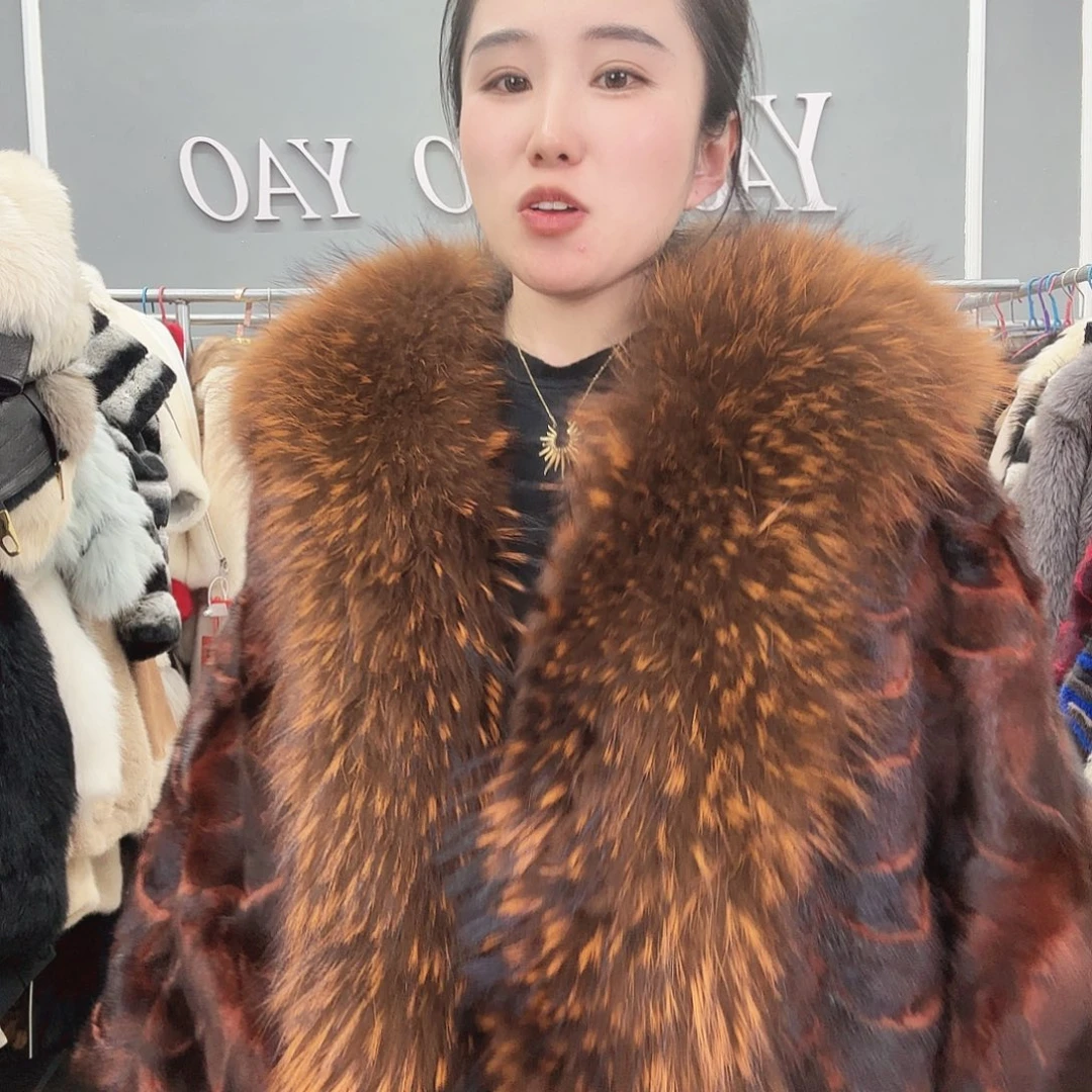 姚小妖家高端皮草